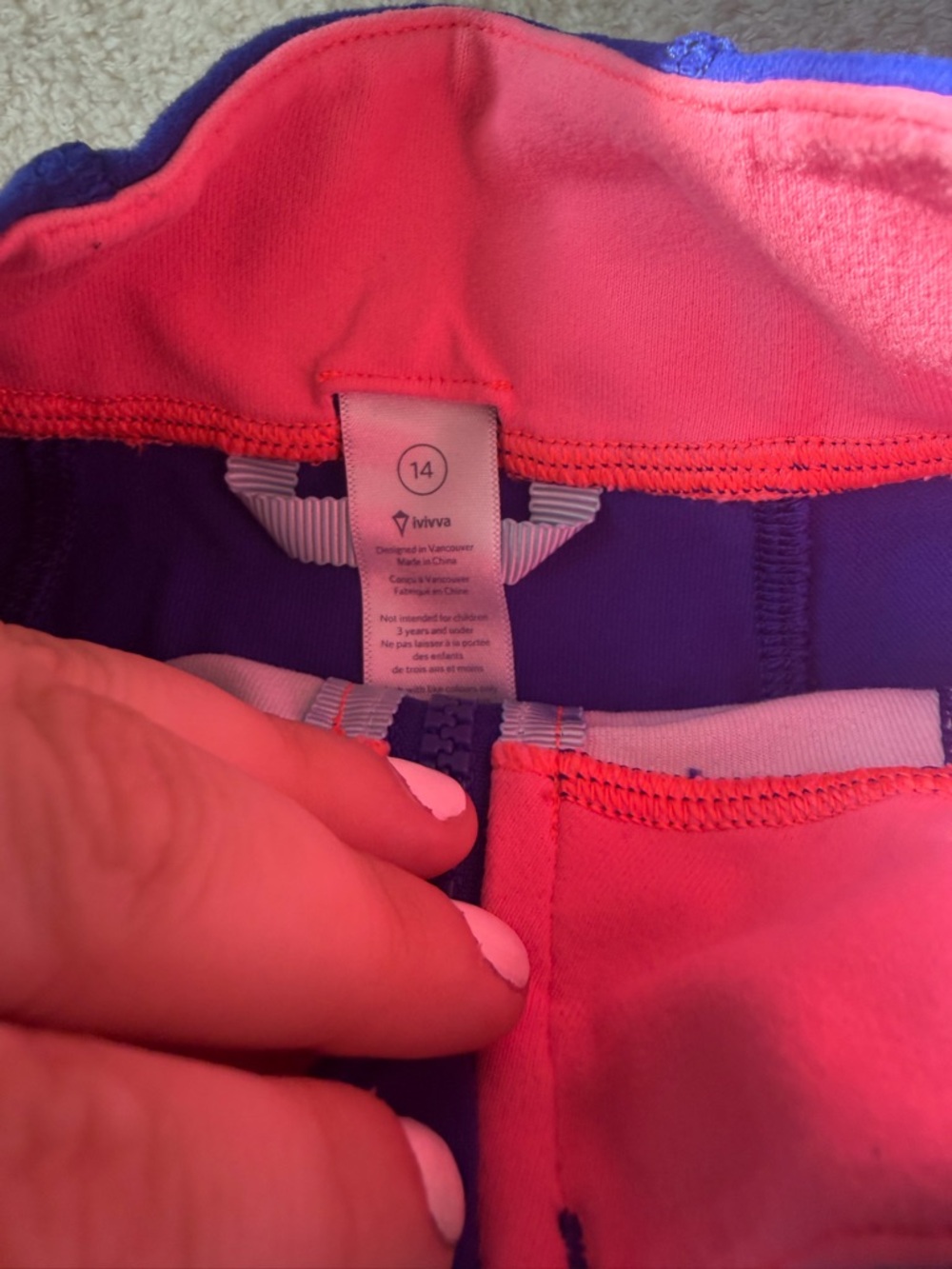 Lululemon ivivva jacket size 14 - Picture 4 of 4